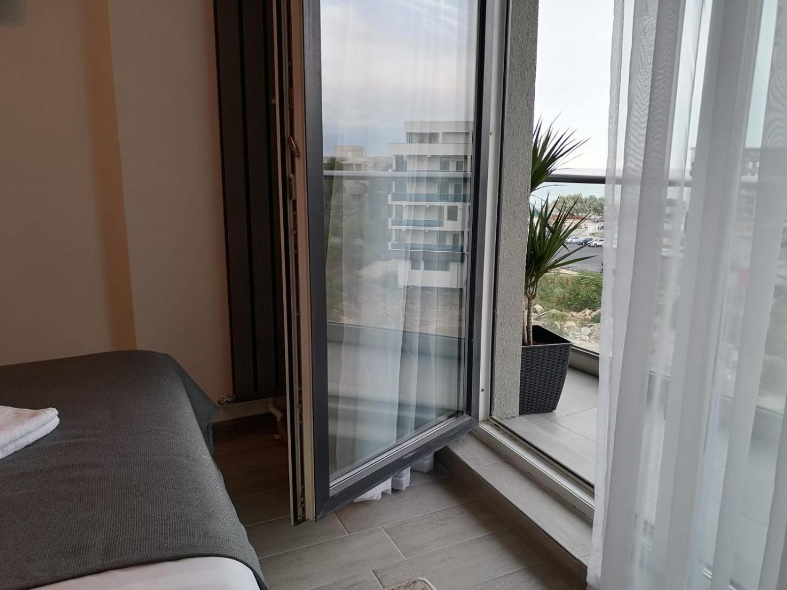 Năvodari Alesea Ap-Alezzi Beach Resort מראה חיצוני תמונה